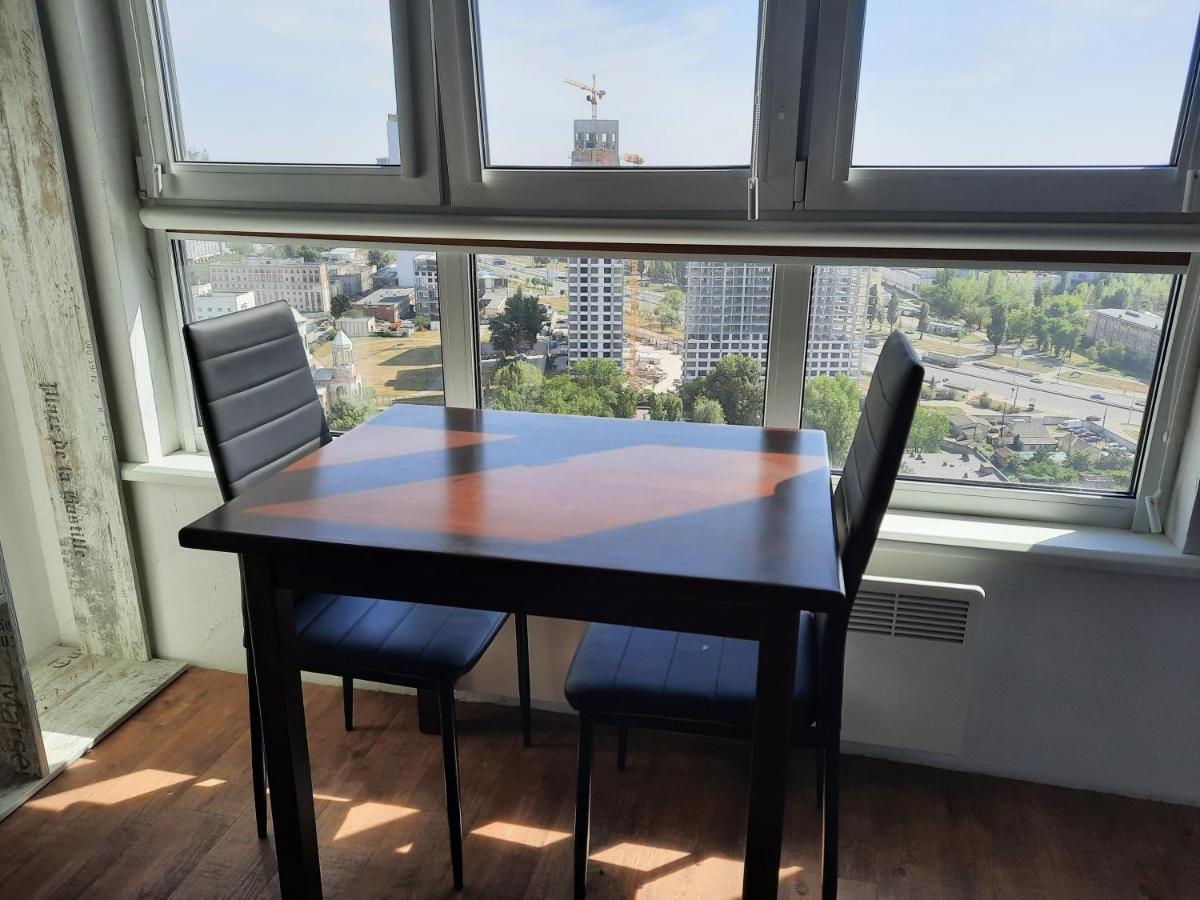 SKY Apartment Virmenska Kiev Eksteriør bilde