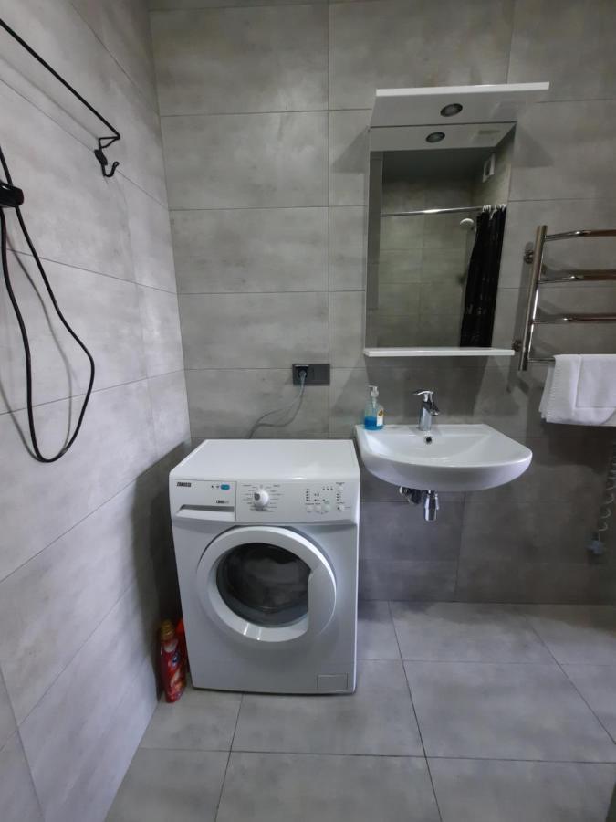 SKY Apartment Virmenska Kiev Eksteriør bilde