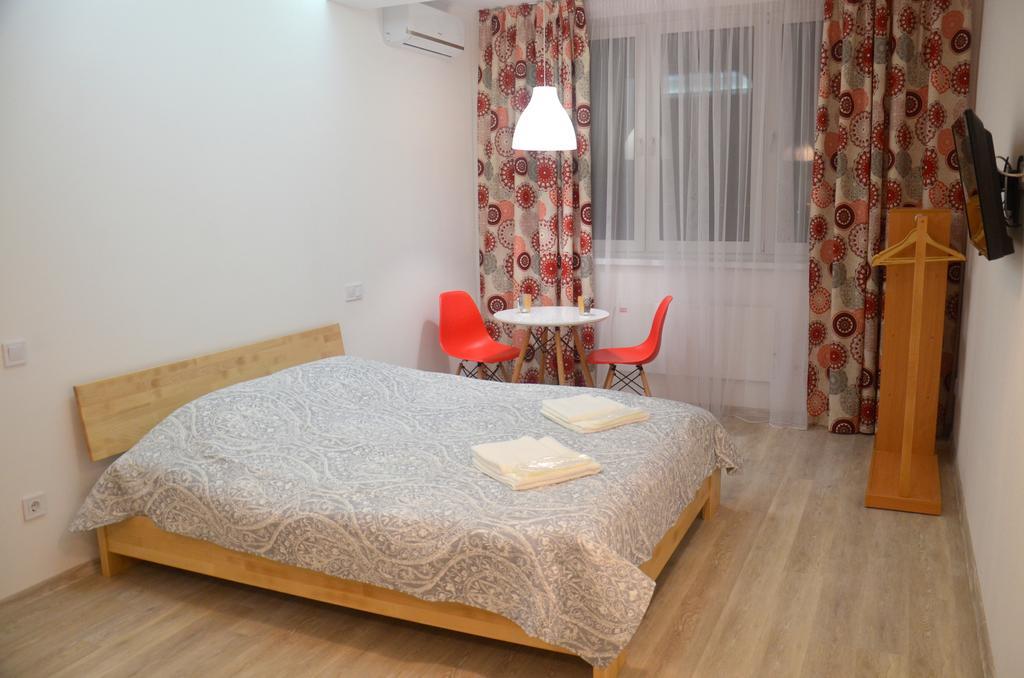 SKY Apartment Virmenska Kiev Eksteriør bilde